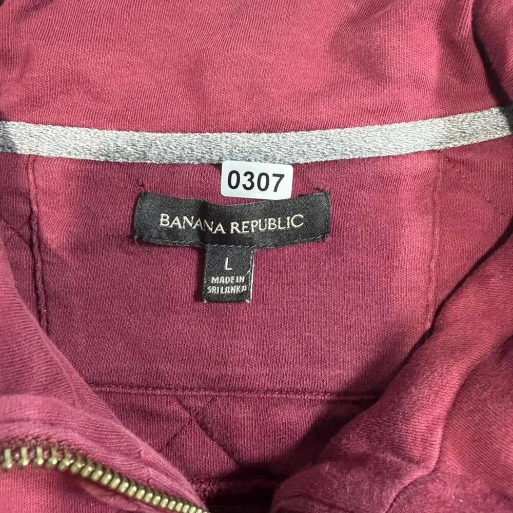 Banana Republic burgundy quarter zip sweatshirt in size L